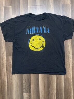 Vintage Nirvana Men’s XL Black Shirt